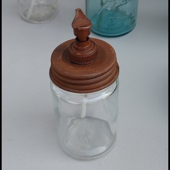 Vintage Mason Jar Soap Dispenser Pint - Picture 2 of 2